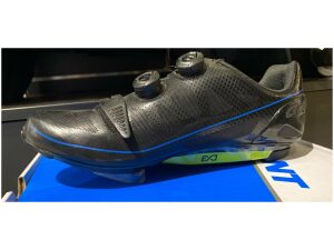 Giant Surge Black Mt45 ZWART/BLAUW